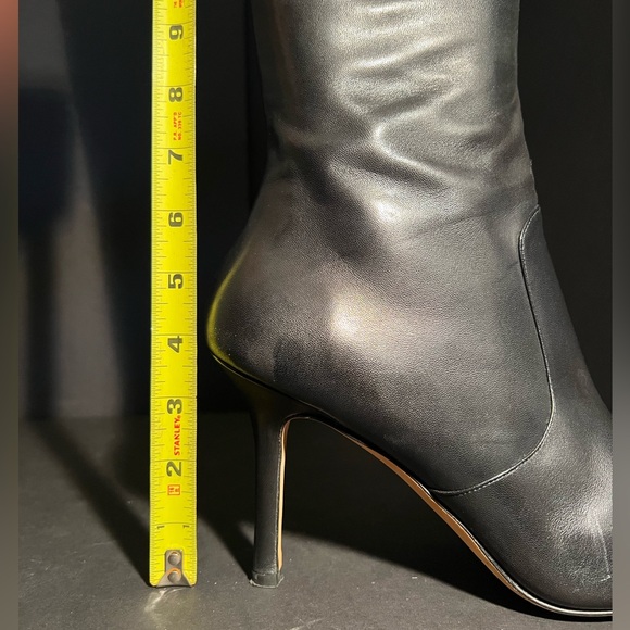 VINTAGE Isaac Mizrahi Saxton Black Leather Boot - Picture 16 of 16